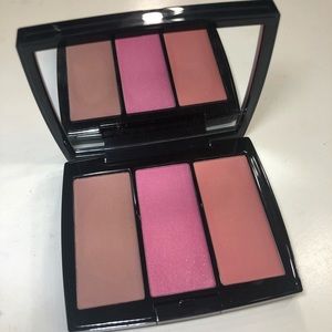 Pool party blush trio Anastasia Beverly Hills